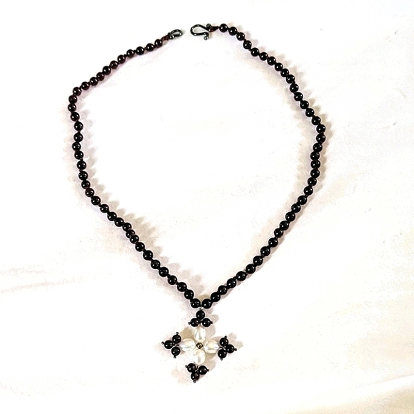 custom Jewelry - Faux Garnet and Pearl Necklace